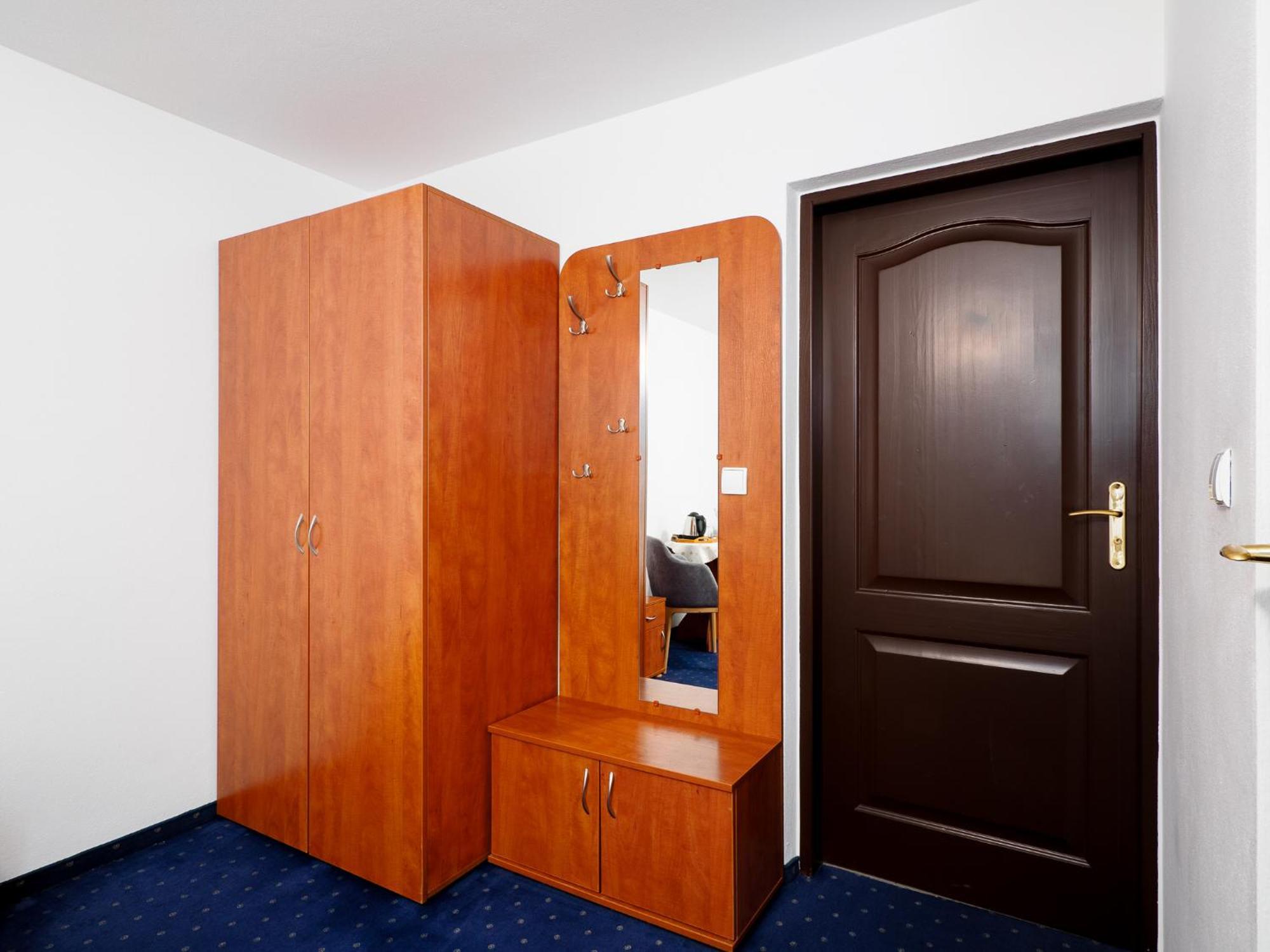 ムジャシフレ Giewont Bed & Breakfast エクステリア 写真