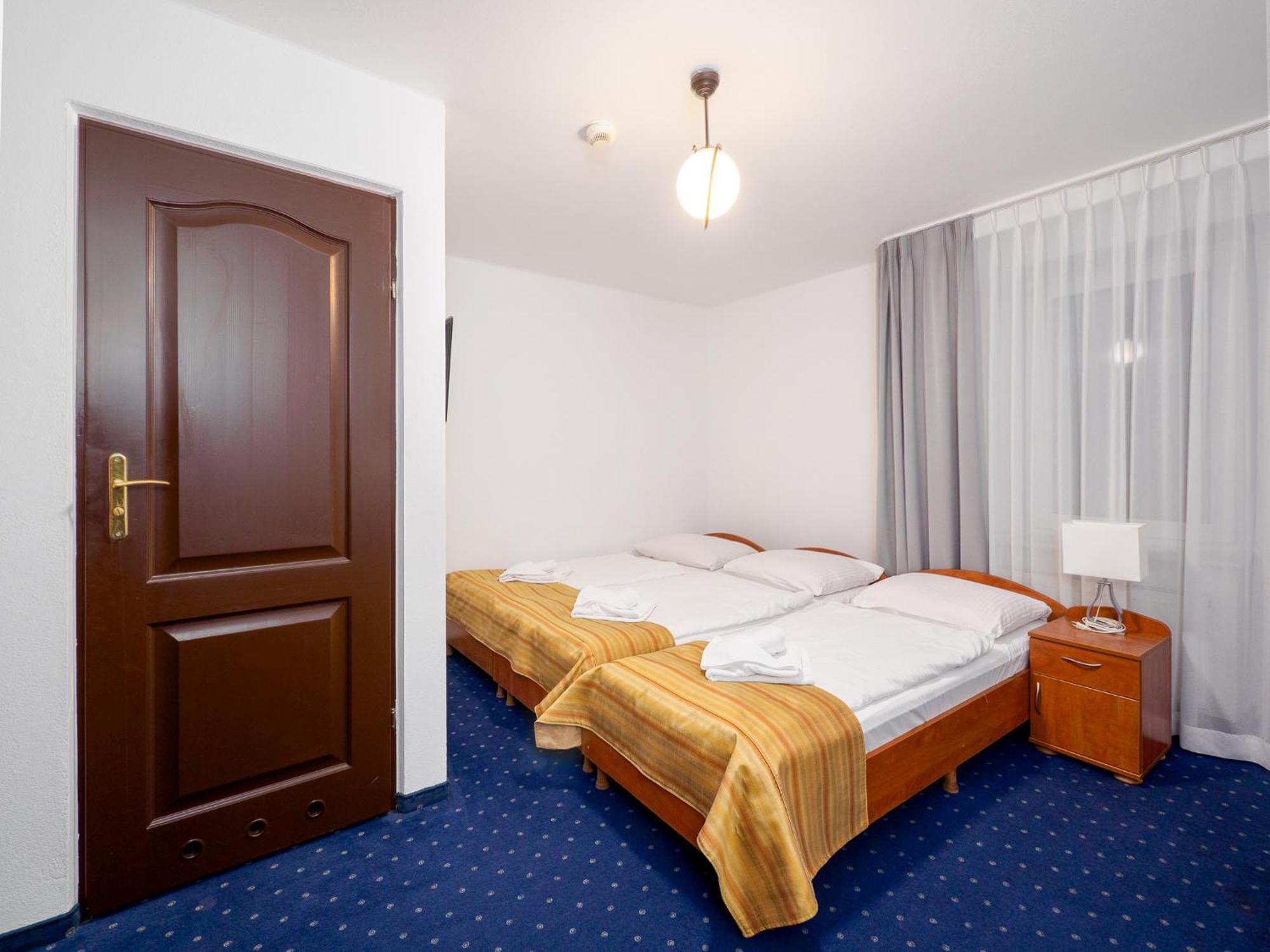 ムジャシフレ Giewont Bed & Breakfast エクステリア 写真