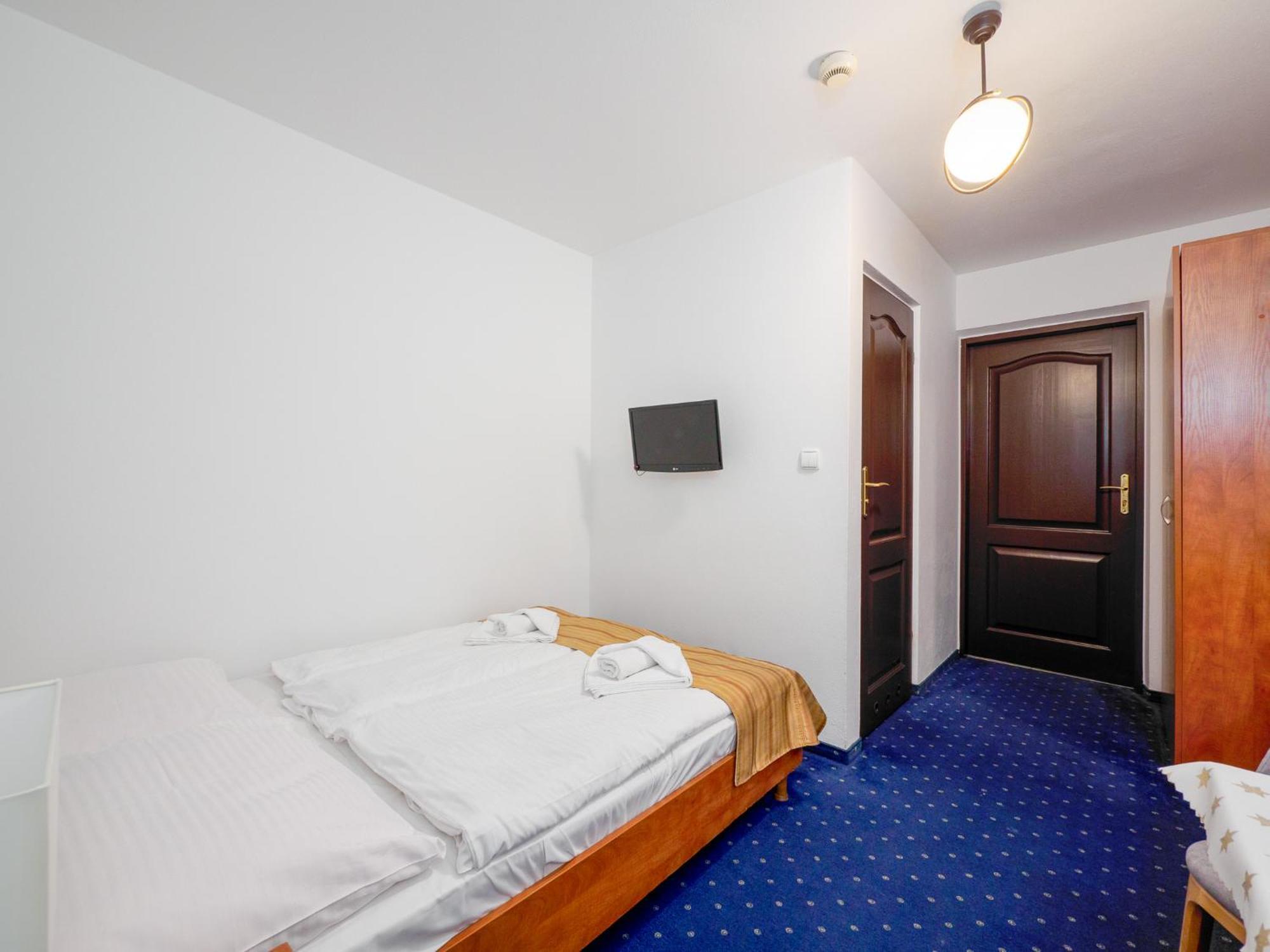 ムジャシフレ Giewont Bed & Breakfast エクステリア 写真