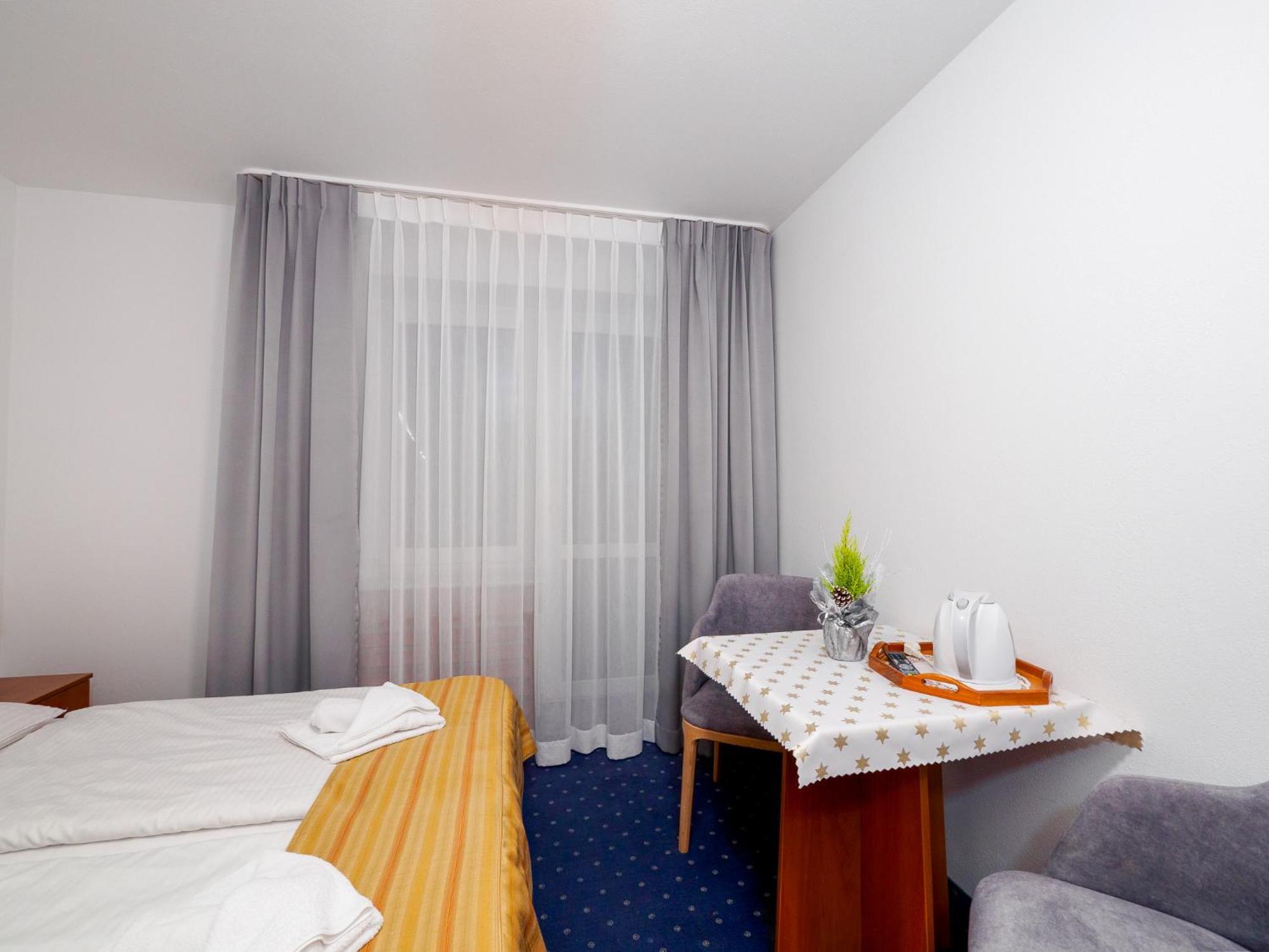 ムジャシフレ Giewont Bed & Breakfast エクステリア 写真