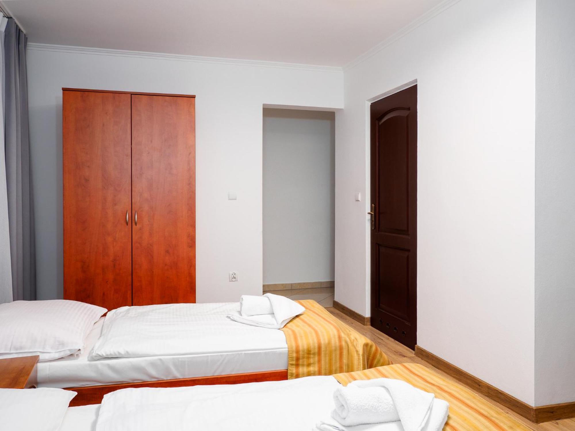 ムジャシフレ Giewont Bed & Breakfast エクステリア 写真