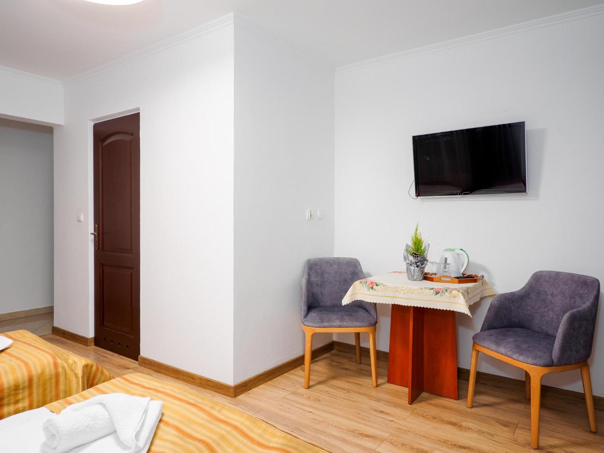 ムジャシフレ Giewont Bed & Breakfast エクステリア 写真