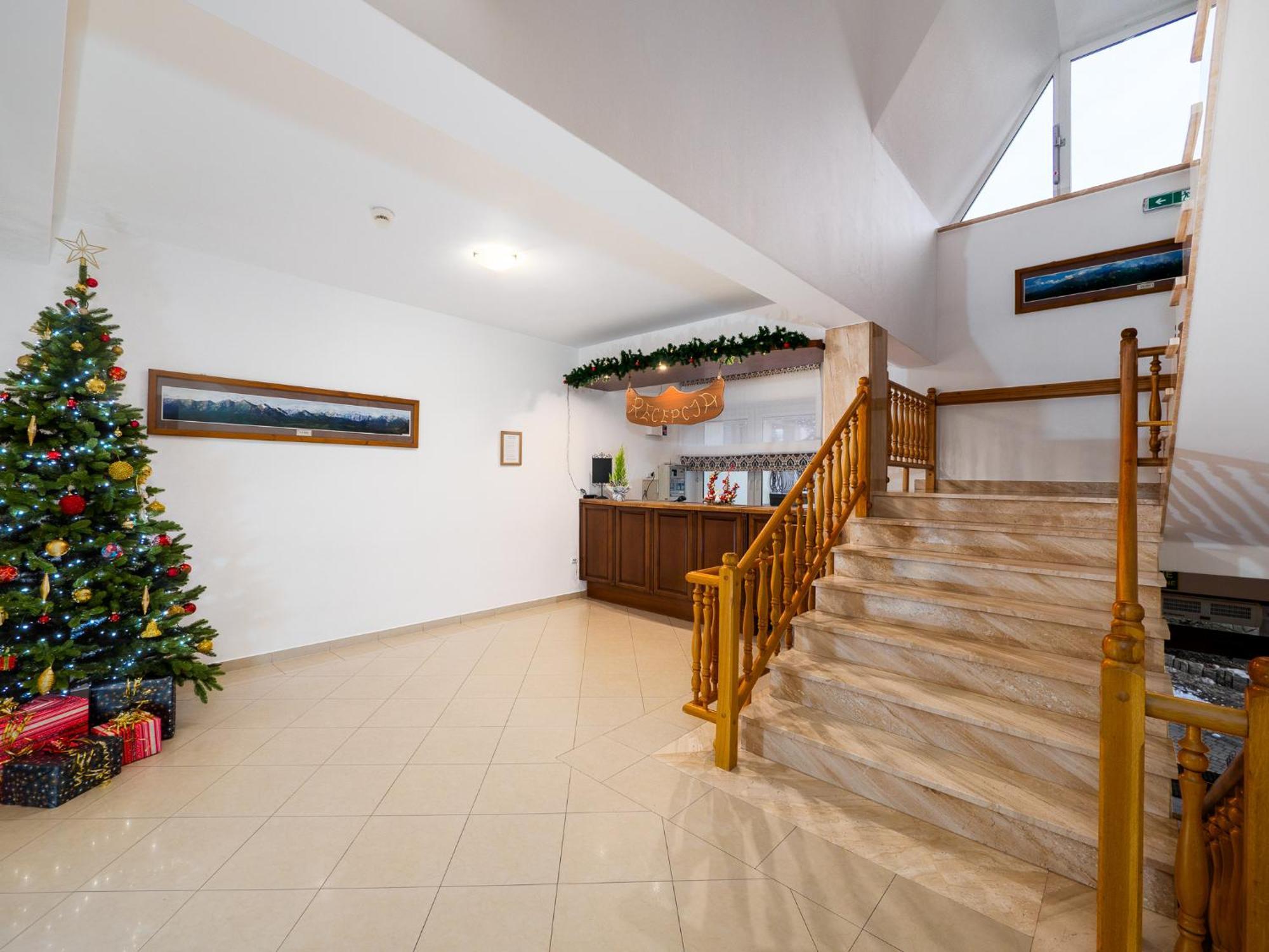 ムジャシフレ Giewont Bed & Breakfast エクステリア 写真