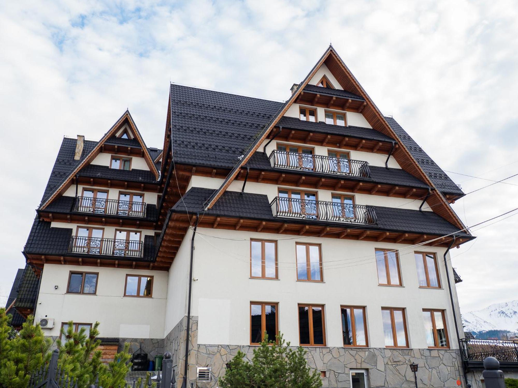 ムジャシフレ Giewont Bed & Breakfast エクステリア 写真