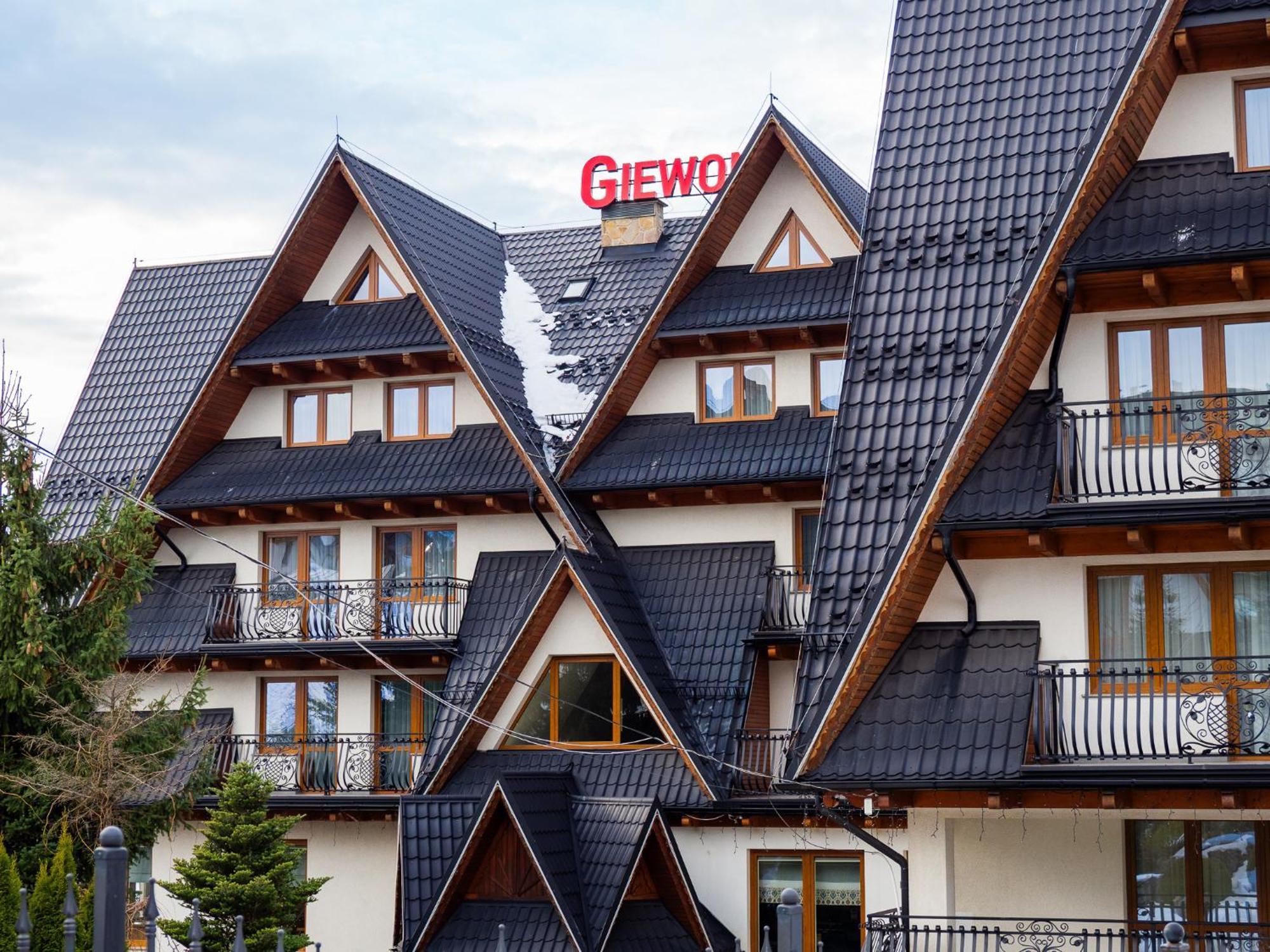 ムジャシフレ Giewont Bed & Breakfast エクステリア 写真